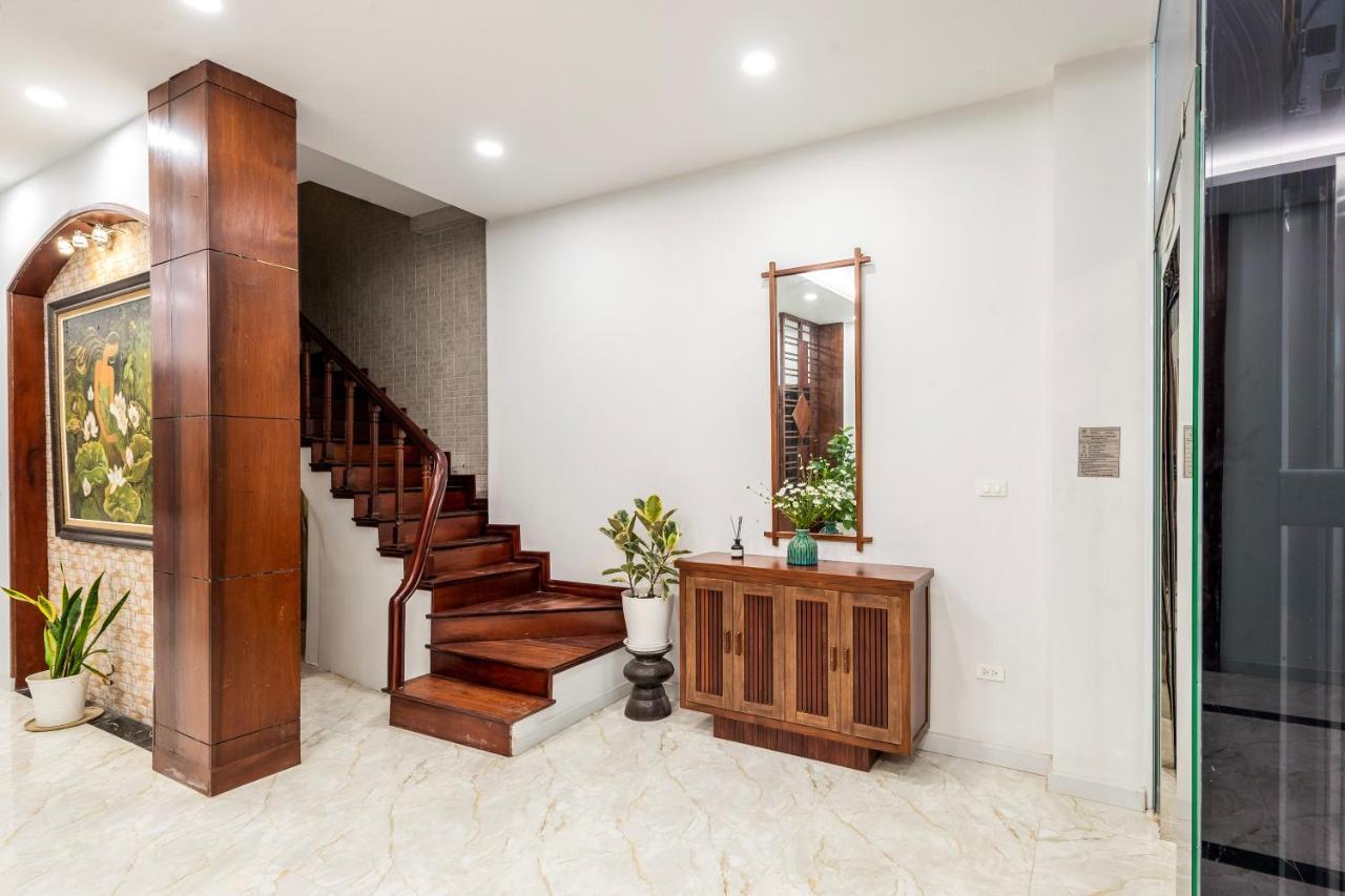 De Charme Et Poetique Apartment Hanoi